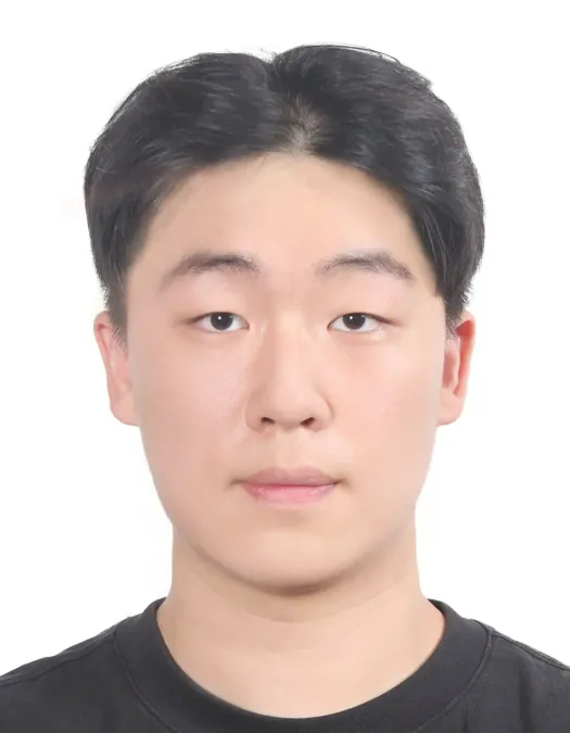 임○○